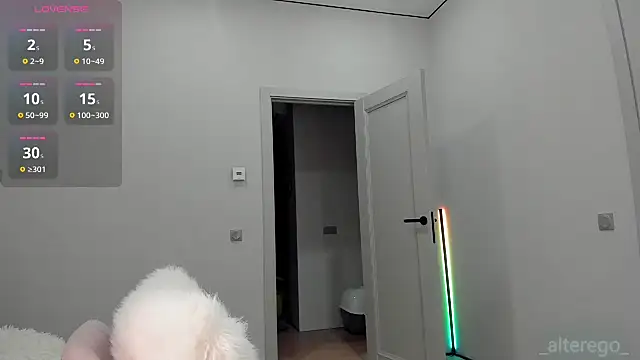  cometoseeme  online show from 03/08/26, 05:16