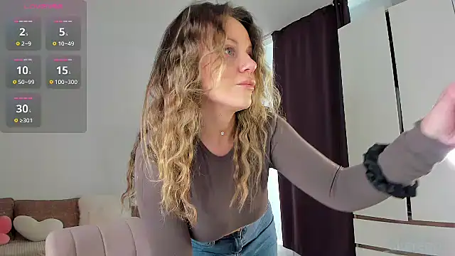  cometoseeme  online show from 05/08/26, 02:10