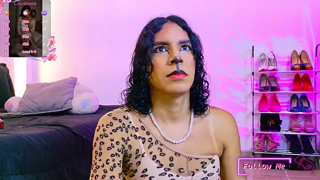 CampbelGinger online show from 10/30/25, 02:10