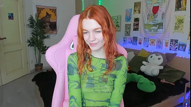 Sunny Elly online show from 03/17/25, 06:07