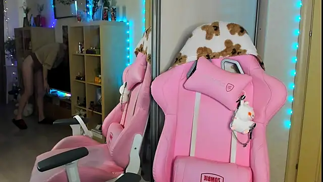 Sunny Elly online show from 10/12/25, 08:26