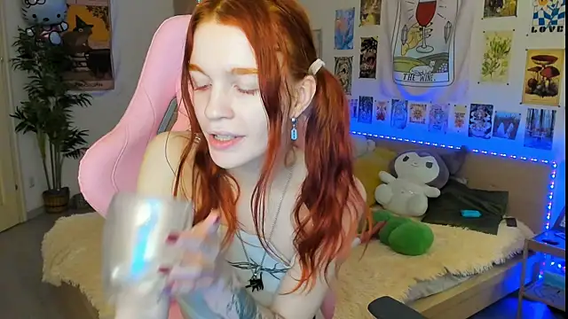 Sunny Elly online show from 02/10/25, 09:04