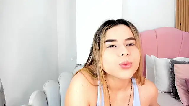 Victoria vallejo  online show from 02/18/26, 11:39