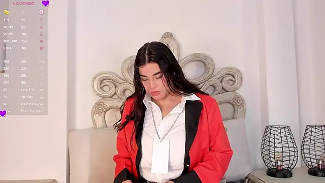 Snapshot of Victoria_vallejo_ chatting on 03/12/25, 11:43 Victoria vallejo  online show from 03/12/25, 11:43