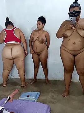 Lucky-hot-girls online show from 09/14/25, 11:21