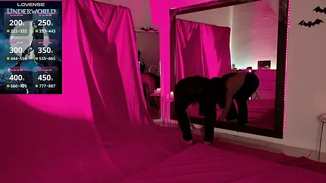 Alexa Miss online show from 11/01/25, 08:36