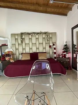 Alexa Miss online show from 11/07/25, 07:18