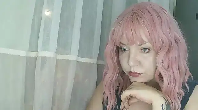 Amelia Alvarez online show from 01/09/25, 05:00