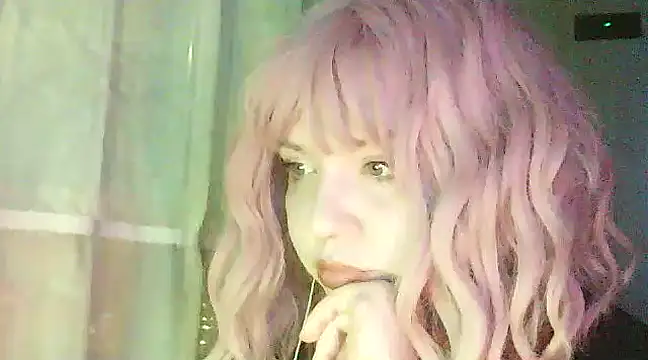 Amelia Alvarez online show from 01/11/25, 10:40