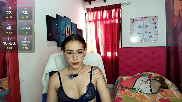 miley blue  online show from 02/13/26, 07:14