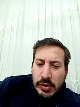 Snapshot of Karizmatikman chatting on 12/22/25, 05:35 Karizmatikman online show from 12/22/25, 05:35