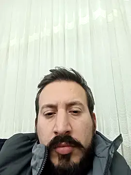 Snapshot of Karizmatikman chatting on 03/03/26, 04:47 Karizmatikman online show from 03/03/26, 04:47