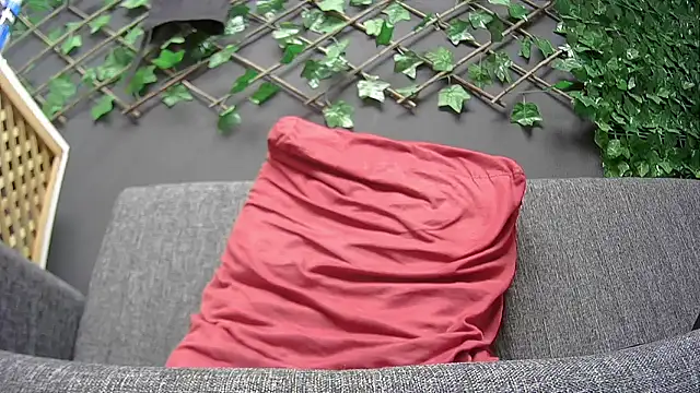 Snapshot of hardbigcock16 chatting on 10/23/25, 06:39 hardbigcock16 online show from 10/23/25, 06:39