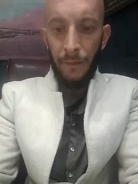 hardbigcock16 online show from 01/15/26, 12:19