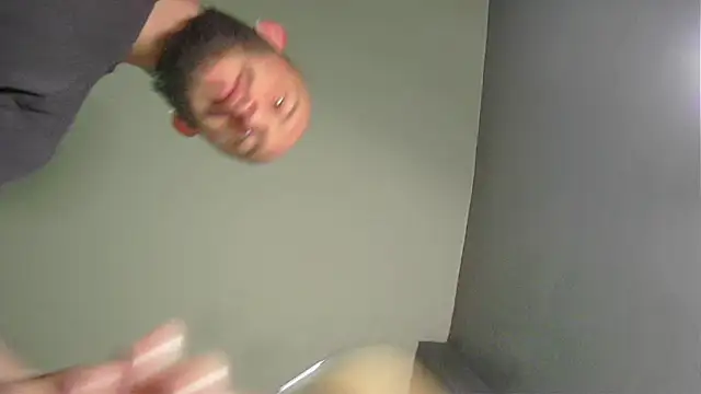 Snapshot of hardbigcock16 chatting on 11/29/25, 07:36 hardbigcock16 online show from 11/29/25, 07:36