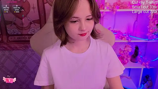 Snapshot of Mary_uw chatting on 10/04/25, 05:42 Mary uw online show from 10/04/25, 05:42