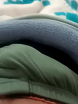 zazaza12ratyuijgg online show from 01/15/26, 03:04