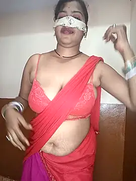 Snapshot of juhi06 chatting on 04/28/26, 04:00 juhi06 online show from 04/28/26, 04:00