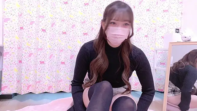 Snapshot of oONagisaOo chatting on 12/15/24, 07:13 oONagisaOo online show from 12/15/24, 07:13