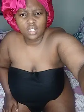 queenxdede online show from 05/18/26, 04:07