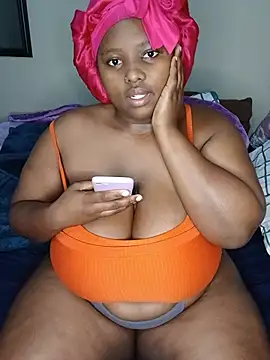 queenxdede online show from 05/15/26, 04:05