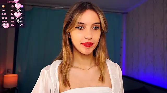 FannyHewson online show from 11/19/25, 07:58