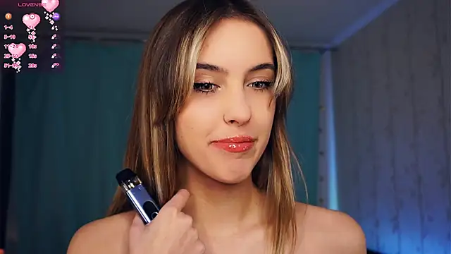 FannyHewson online show from 12/02/25, 08:10