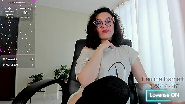 paulinabarnett- online show from 04/29/26, 05:30