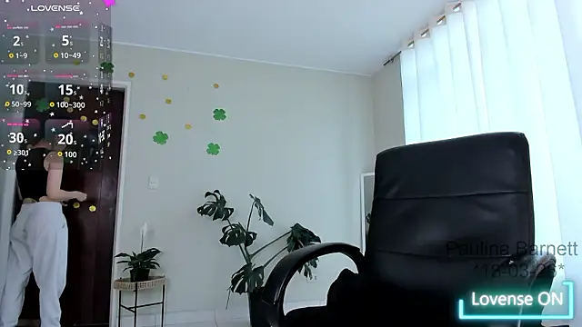 paulinabarnett- online show from 03/18/26, 01:57