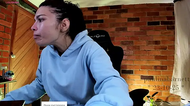 paulinabarnett- online show from 10/24/25, 02:49
