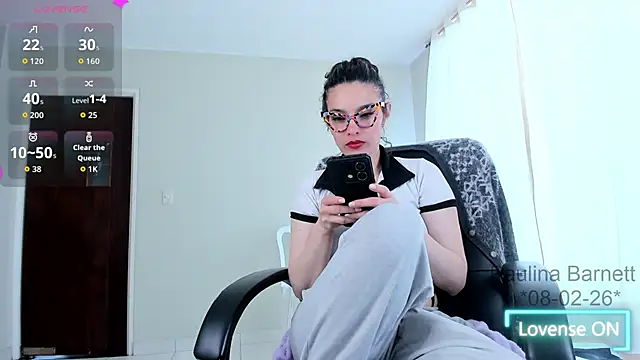 paulinabarnett- online show from 02/08/26, 05:10