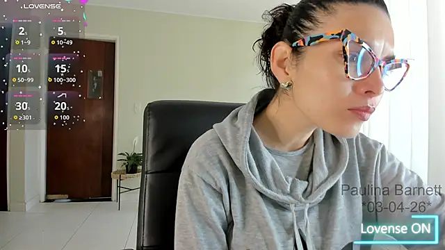 paulinabarnett- online show from 04/03/26, 02:34