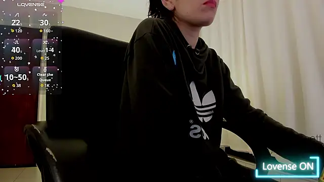 paulinabarnett- online show from 03/05/26, 03:25