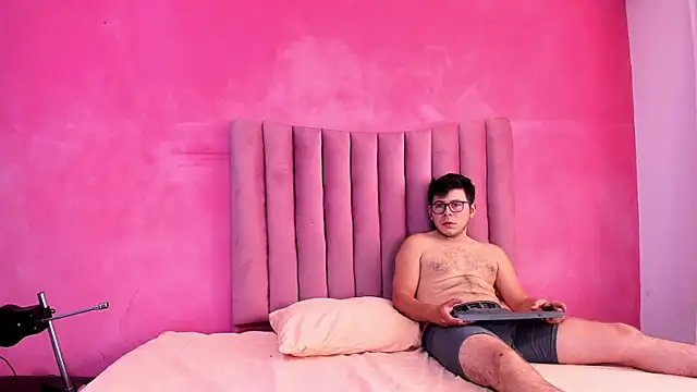 JustiinJazmin online show from 12/15/25, 07:09