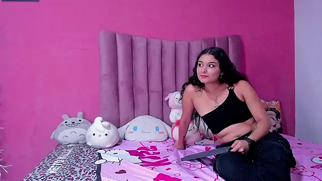 Snapshot of JustiinJazmin chatting on 03/03/25, 11:46 JustiinJazmin online show from 03/03/25, 11:46