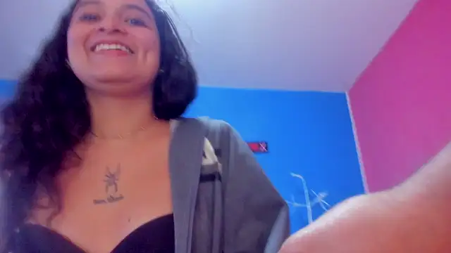 Snapshot of JustiinJazmin chatting on 11/13/25, 09:51 JustiinJazmin online show from 11/13/25, 09:51