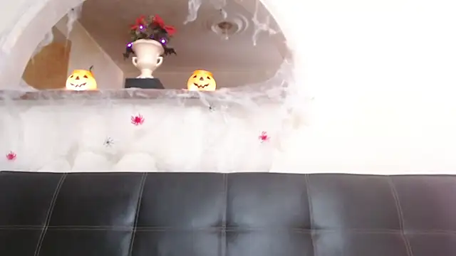 kathaleia666 online show from 10/31/25, 08:05