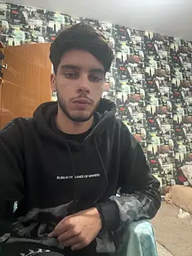 Snapshot of 2DemetCCoop2 chatting on 11/17/25, 05:39 2DemetCCoop2 online show from 11/17/25, 05:39