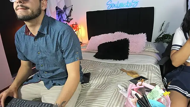 -soulmate-s online show from 10/21/25, 02:38