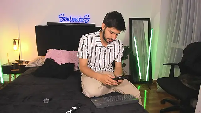 -soulmate-s online show from 01/19/26, 01:15