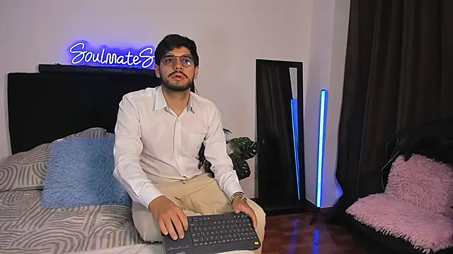 -soulmate-s online show from 04/08/26, 03:24