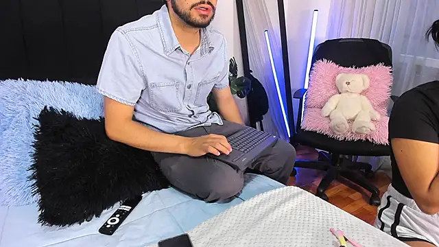 -soulmate-s online show from 03/25/26, 04:06