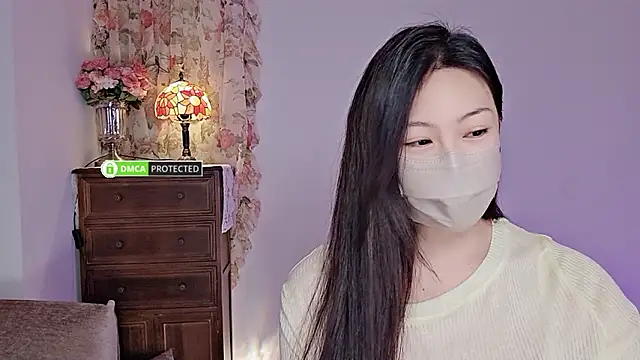 Snapshot of L-Moonlight chatting on 12/02/24, 02:26 L-Moonlight online show from 12/02/24, 02:26