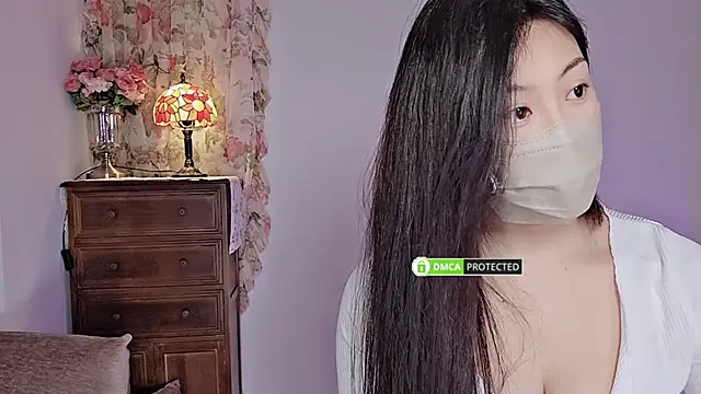 Snapshot of L-Moonlight chatting on 12/05/24, 06:48 L-Moonlight online show from 12/05/24, 06:48