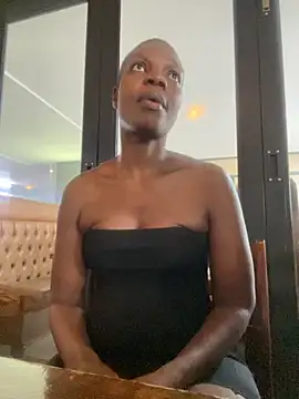 Cocowett online show from 11/15/25, 03:27