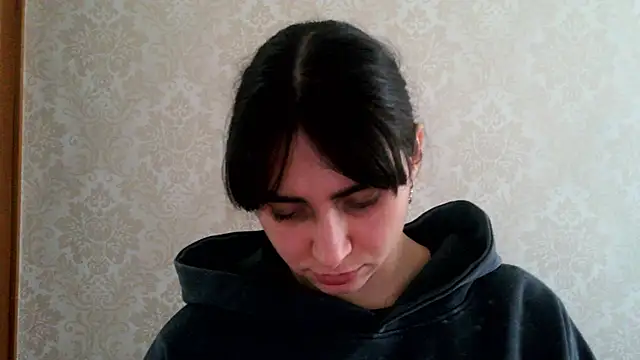 Snapshot of Kashtanka_ chatting on 10/15/25, 11:07 Kashtanka online show from 10/15/25, 11:07