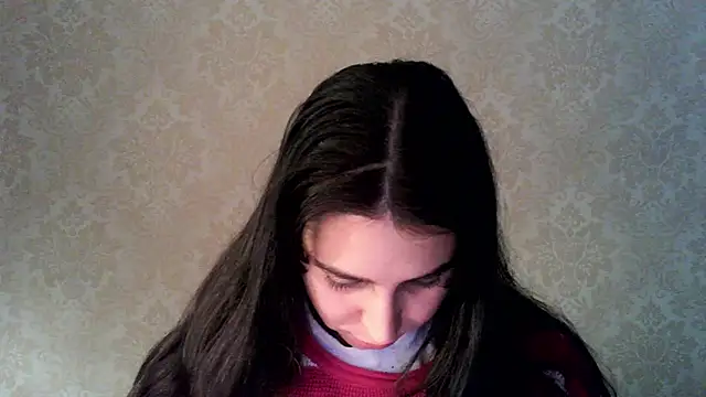 Snapshot of Kashtanka_ chatting on 10/12/25, 01:12 Kashtanka online show from 10/12/25, 01:12