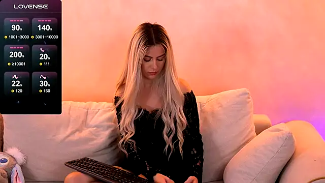 Kylie Benton online show from 09/18/25, 08:50