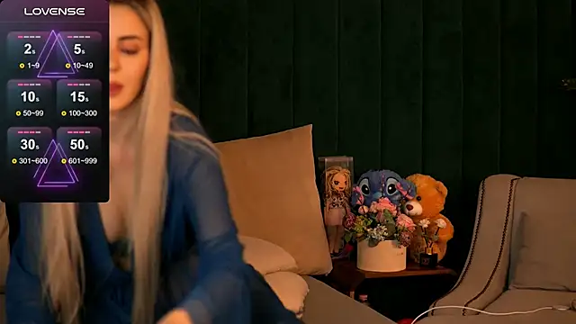 Kylie Benton online show from 03/11/25, 06:30