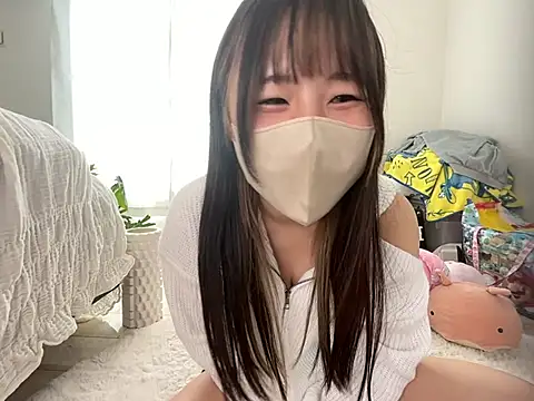 Snapshot of --Kokone-- chatting on 03/10/25, 12:39 --Kokone-- online show from 03/10/25, 12:39